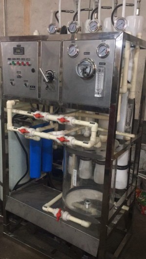 10噸反滲透造水機(jī)